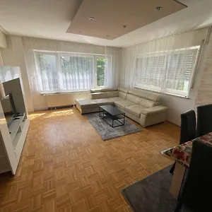 Porz Apartment